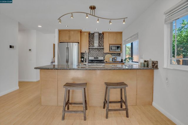 110 Dogwood Ln, Vallejo, CA 94591