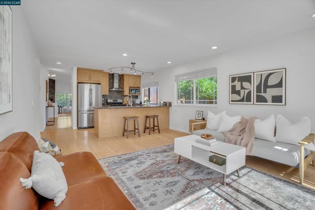 110 Dogwood Ln, Vallejo, CA 94591