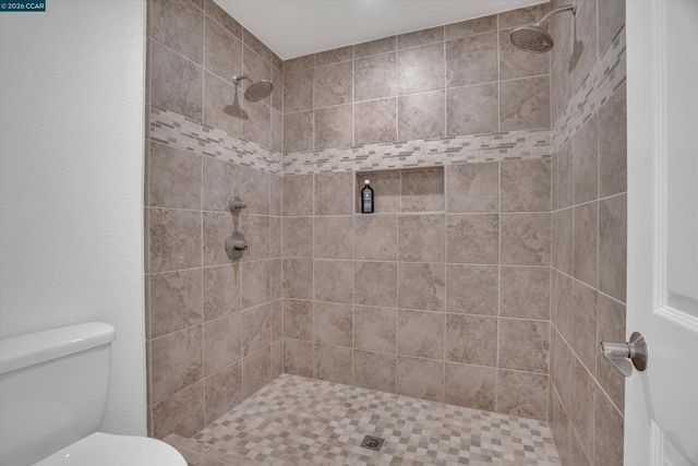 110 Dogwood Ln, Vallejo, CA 94591