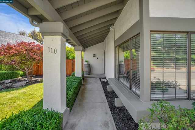 110 Dogwood Ln, Vallejo, CA 94591