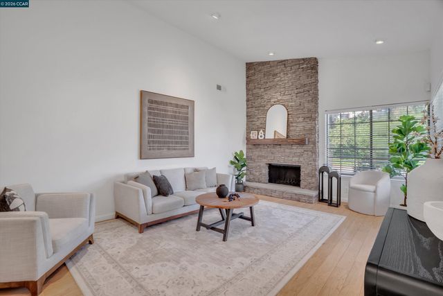 110 Dogwood Ln, Vallejo, CA 94591