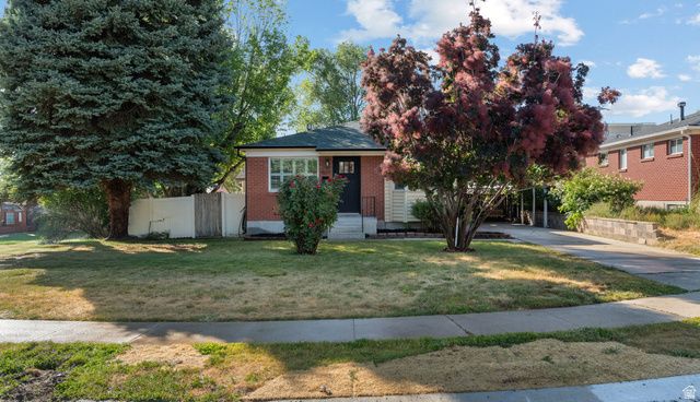 1569 E LANEBROOK CIR, Salt Lake City, UT 84124