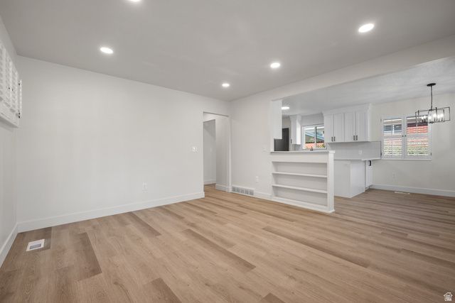 1569 E LANEBROOK CIR, Salt Lake City, UT 84124