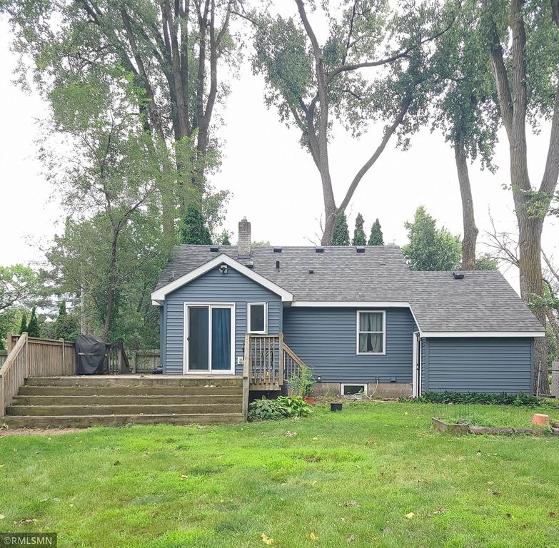 2016 73rd Avenue N, Brooklyn Park, MN 55444