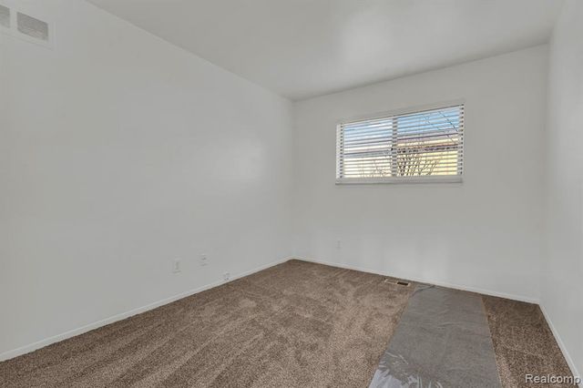 29454 Scarborough Drive, Warren, MI 48088