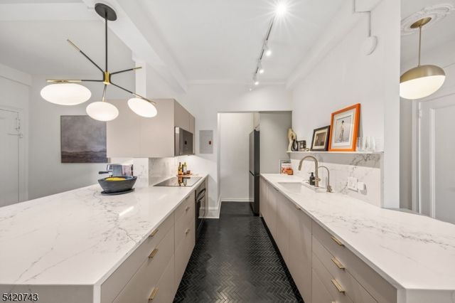 375 Mt Prospect Ave 6DW, Newark City, NJ 07104