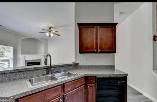 233 Greenview Lane, Lawrenceville, GA 30046