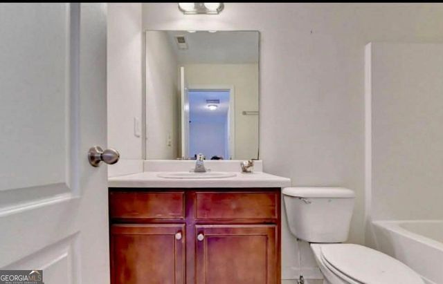 233 Greenview Lane, Lawrenceville, GA 30046