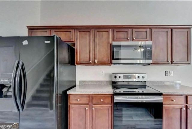 233 Greenview Lane, Lawrenceville, GA 30046