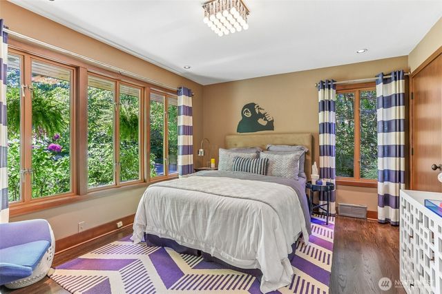 340 NW 137th Street, Seattle, WA 98177