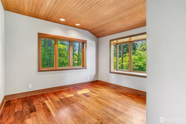 340 NW 137th Street, Seattle, WA 98177