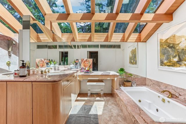 340 NW 137th Street, Seattle, WA 98177