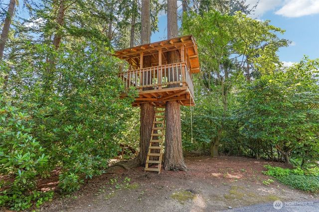 340 NW 137th Street, Seattle, WA 98177