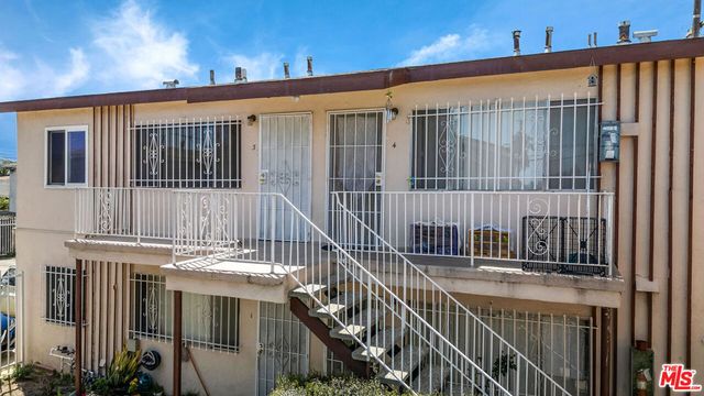1423 Martin Luther King Jr Avenue 3, Long Beach, CA 90813
