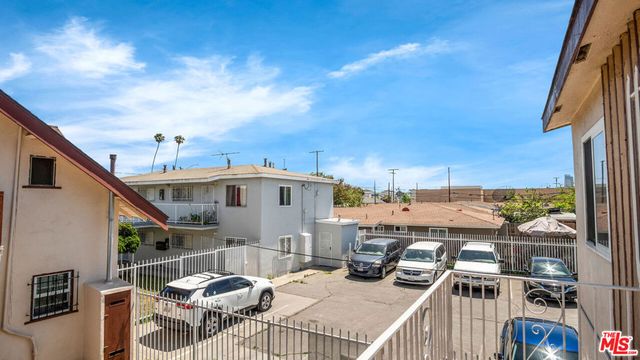 1423 Martin Luther King Jr Avenue 3, Long Beach, CA 90813