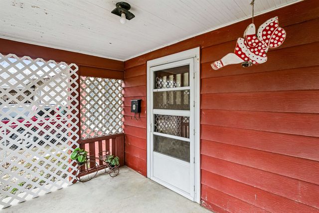 1908 S Wichita St, Wichita, KS 67213