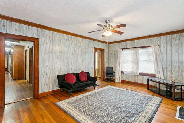 1908 S Wichita St, Wichita, KS 67213