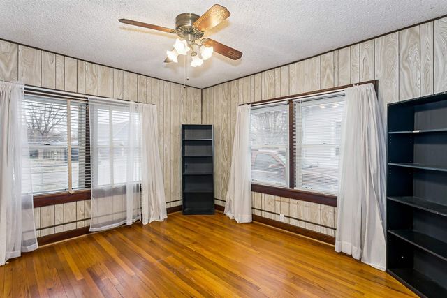 1908 S Wichita St, Wichita, KS 67213