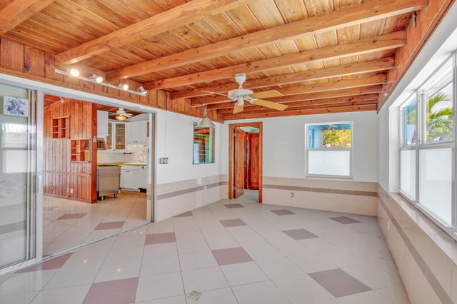 140 25 Gardenia Street, Plantation Key, FL 33070