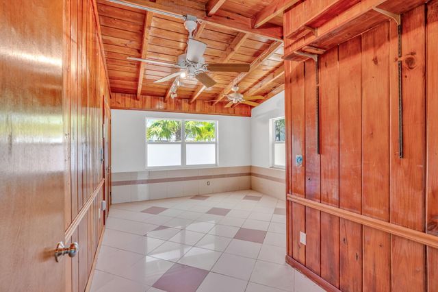 140 25 Gardenia Street, Plantation Key, FL 33070