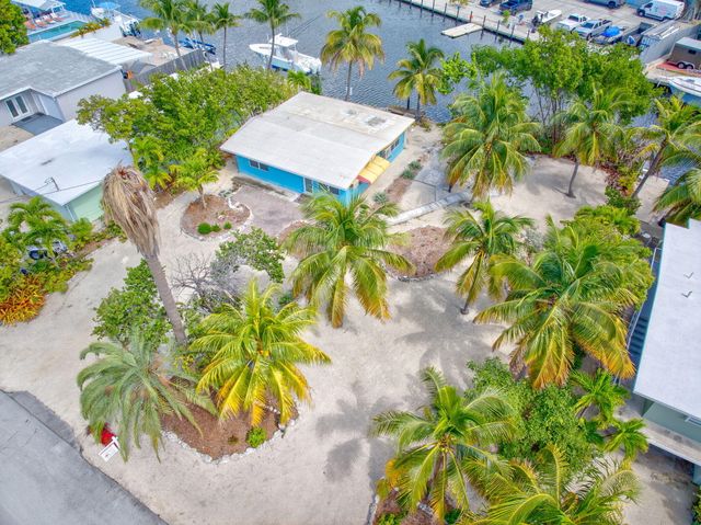 140 25 Gardenia Street, Plantation Key, FL 33070