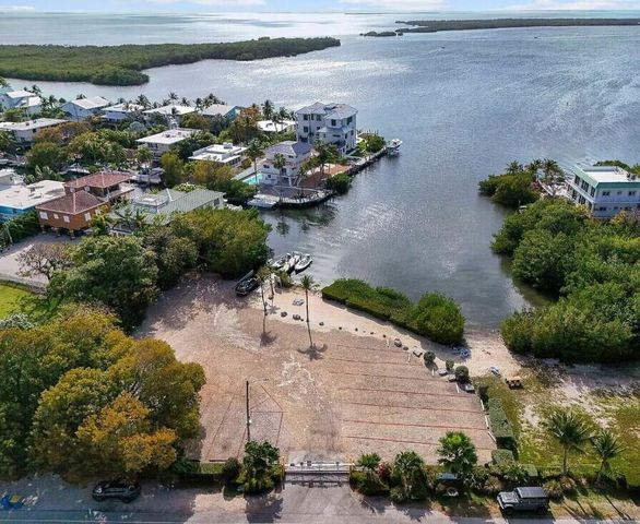 140 25 Gardenia Street, Plantation Key, FL 33070