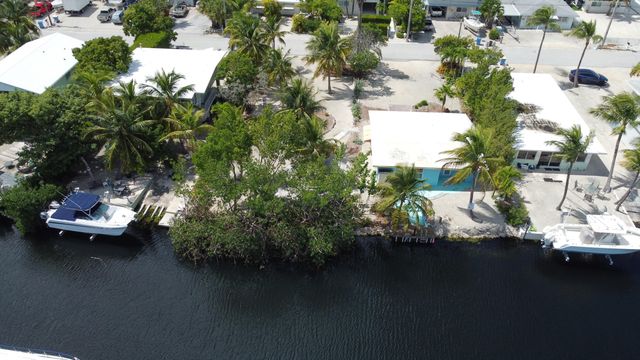 140 25 Gardenia Street, Plantation Key, FL 33070
