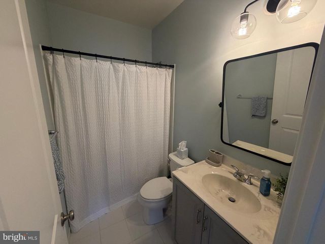1012 IRON WORKS RD, Phoenixville, PA 19460