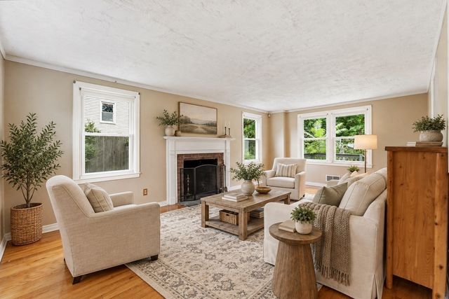 76 Fenway Dr., Springfield, MA 01119