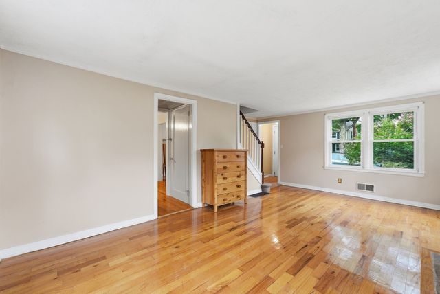 76 Fenway Dr., Springfield, MA 01119