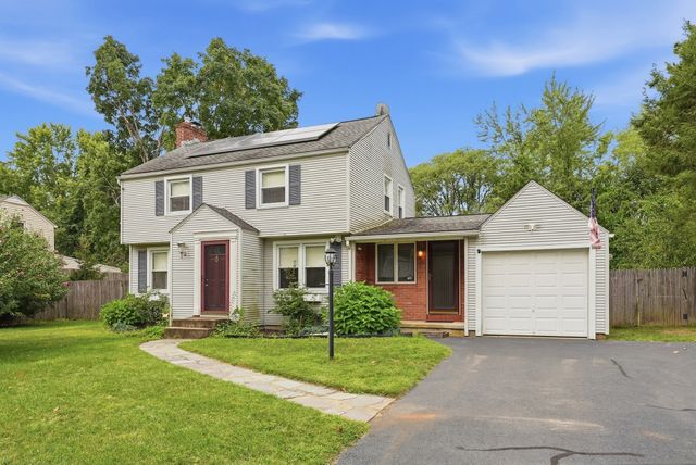 76 Fenway Dr., Springfield, MA 01119
