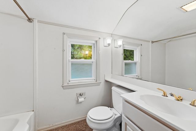 76 Fenway Dr., Springfield, MA 01119
