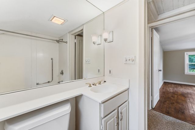 76 Fenway Dr., Springfield, MA 01119