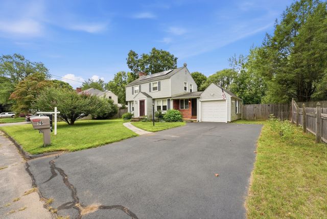76 Fenway Dr., Springfield, MA 01119