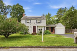 76 Fenway Dr., Springfield, MA 01119