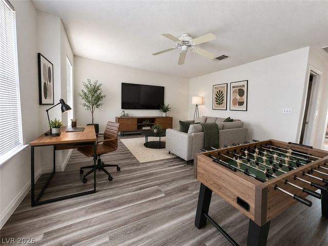 940 Cedarcliff Avenue, Las Vegas, NV 89123
