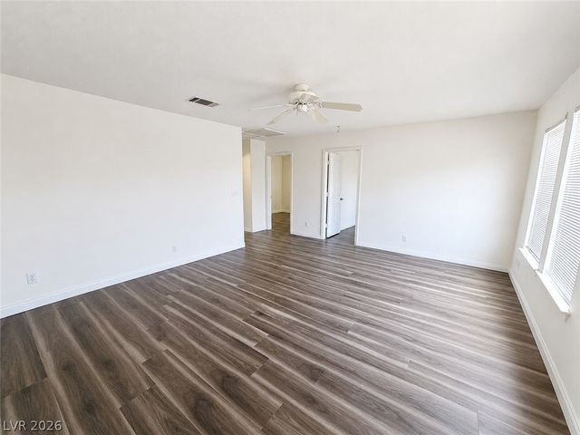 940 Cedarcliff Avenue, Las Vegas, NV 89123