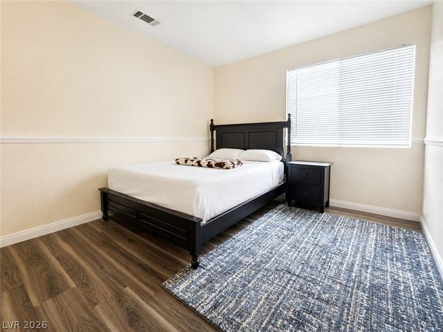 940 Cedarcliff Avenue, Las Vegas, NV 89123