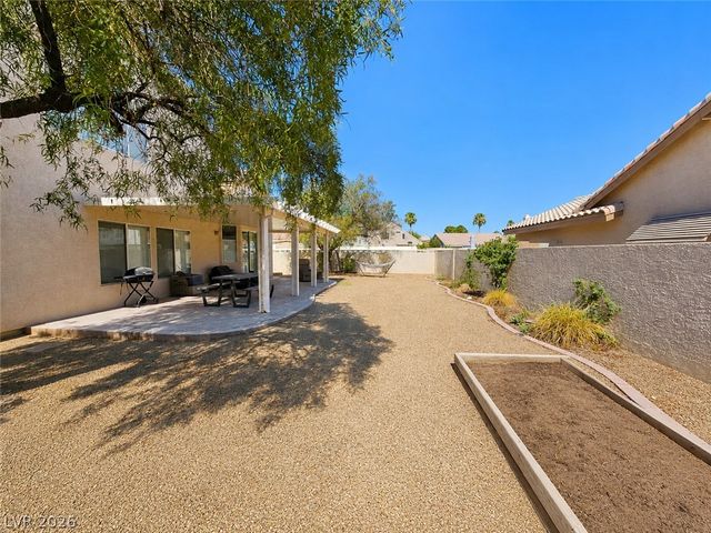 940 Cedarcliff Avenue, Las Vegas, NV 89123