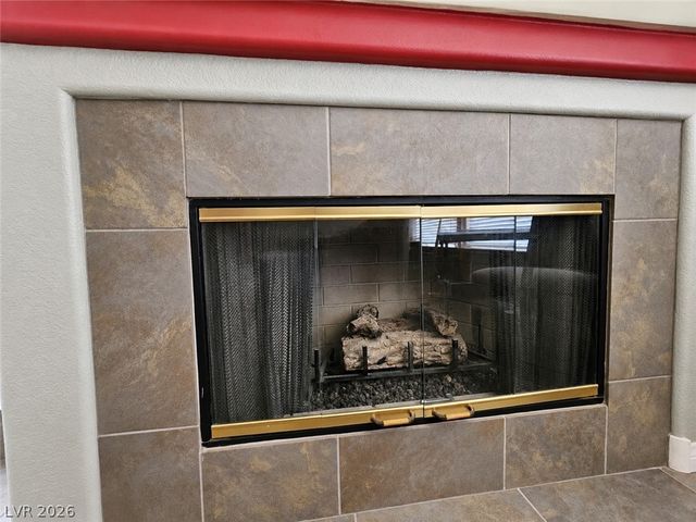940 Cedarcliff Avenue, Las Vegas, NV 89123