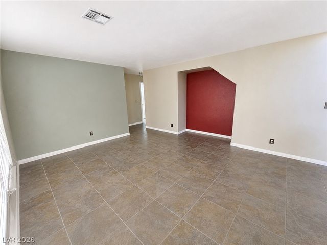 940 Cedarcliff Avenue, Las Vegas, NV 89123