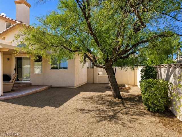 940 Cedarcliff Avenue, Las Vegas, NV 89123