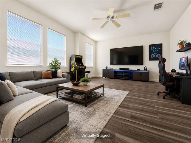 940 Cedarcliff Avenue, Las Vegas, NV 89123
