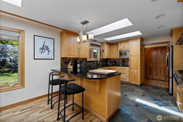 295 SE Bayview Road, Shelton, WA 98584