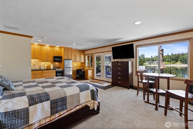 295 SE Bayview Road, Shelton, WA 98584