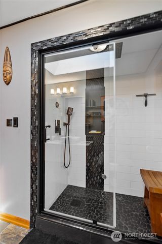 295 SE Bayview Road, Shelton, WA 98584