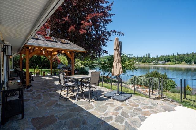 295 SE Bayview Road, Shelton, WA 98584