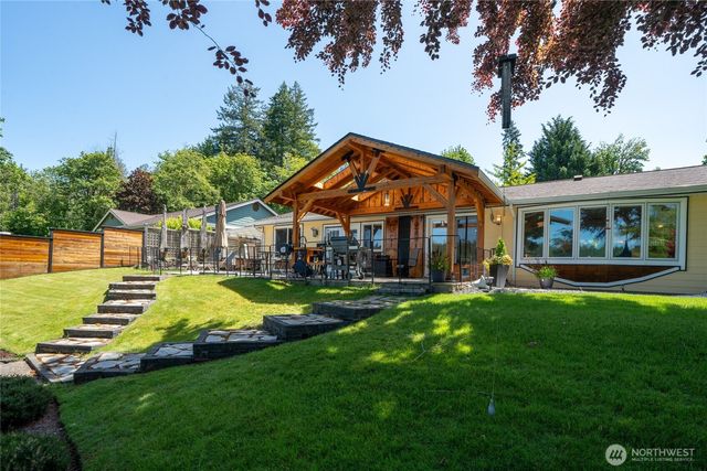 295 SE Bayview Road, Shelton, WA 98584