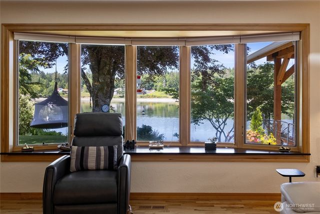 295 SE Bayview Road, Shelton, WA 98584