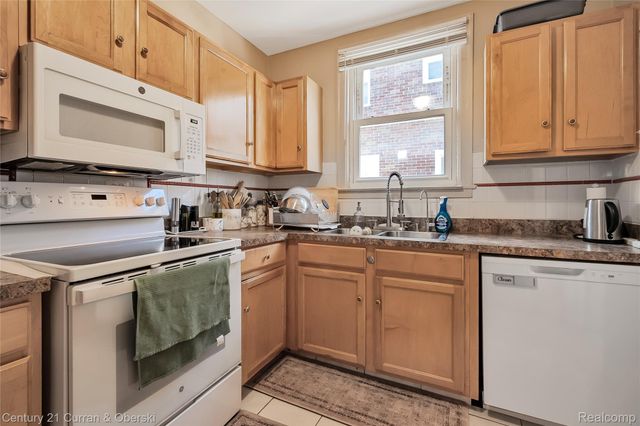 7013 Payne Avenue, Dearborn, MI 48126
